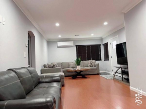 3bd with TV and AC, 2 air mattress, 2ba, 15-20 minutes to everything in San Diego, San Diego